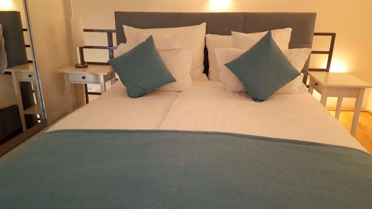 Studio Apartment Vanna - 1St Row To The Sea Opatija Exterior foto